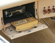 Chrysler VC Valiant radio