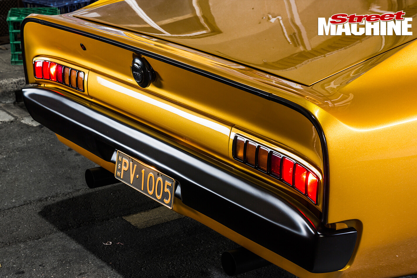 Chrysler -VJ-Charger -rear -boot -lip