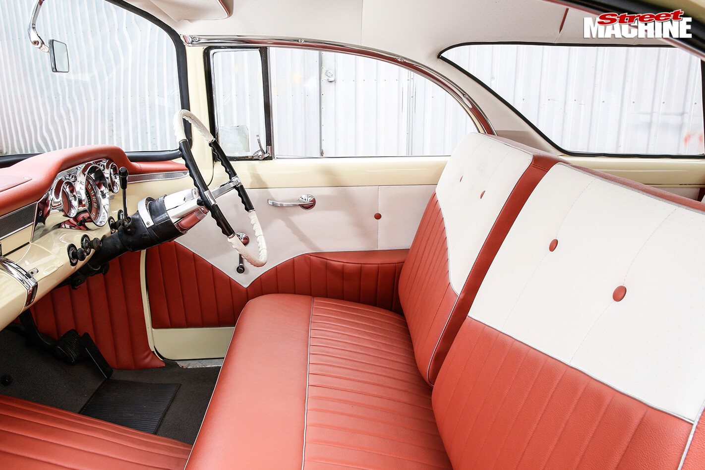 CUSTOM-HOLDEN-FB-NOMAD-interior