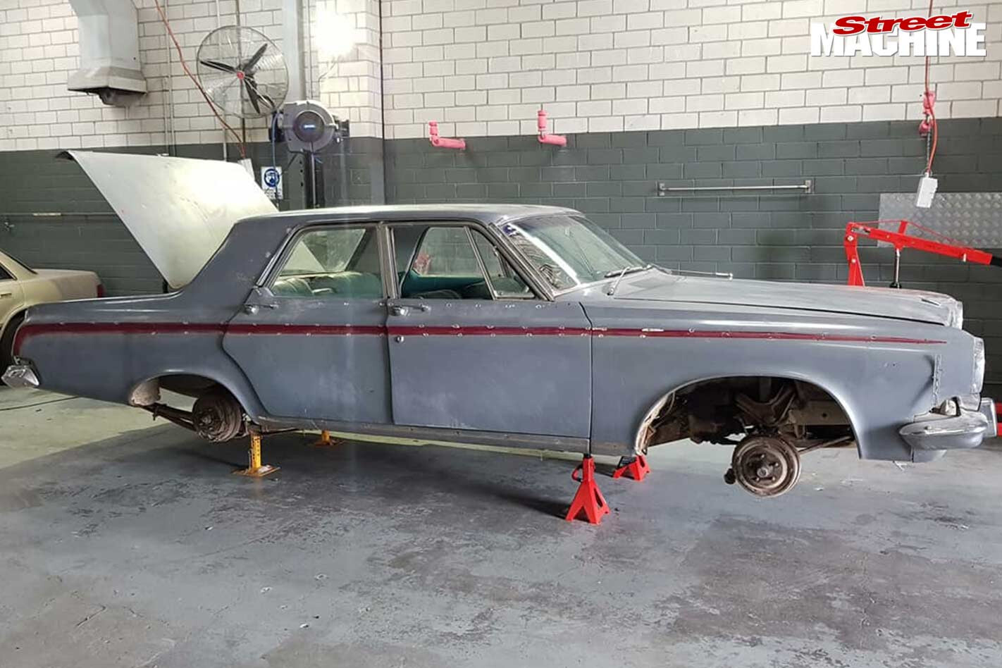 Dodge Phoenix side