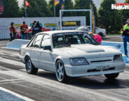 Holden VK Calais