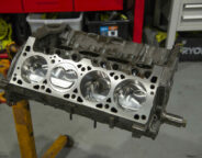 Street Machine TV DU Chrysler 318 Enginebottomend 61
