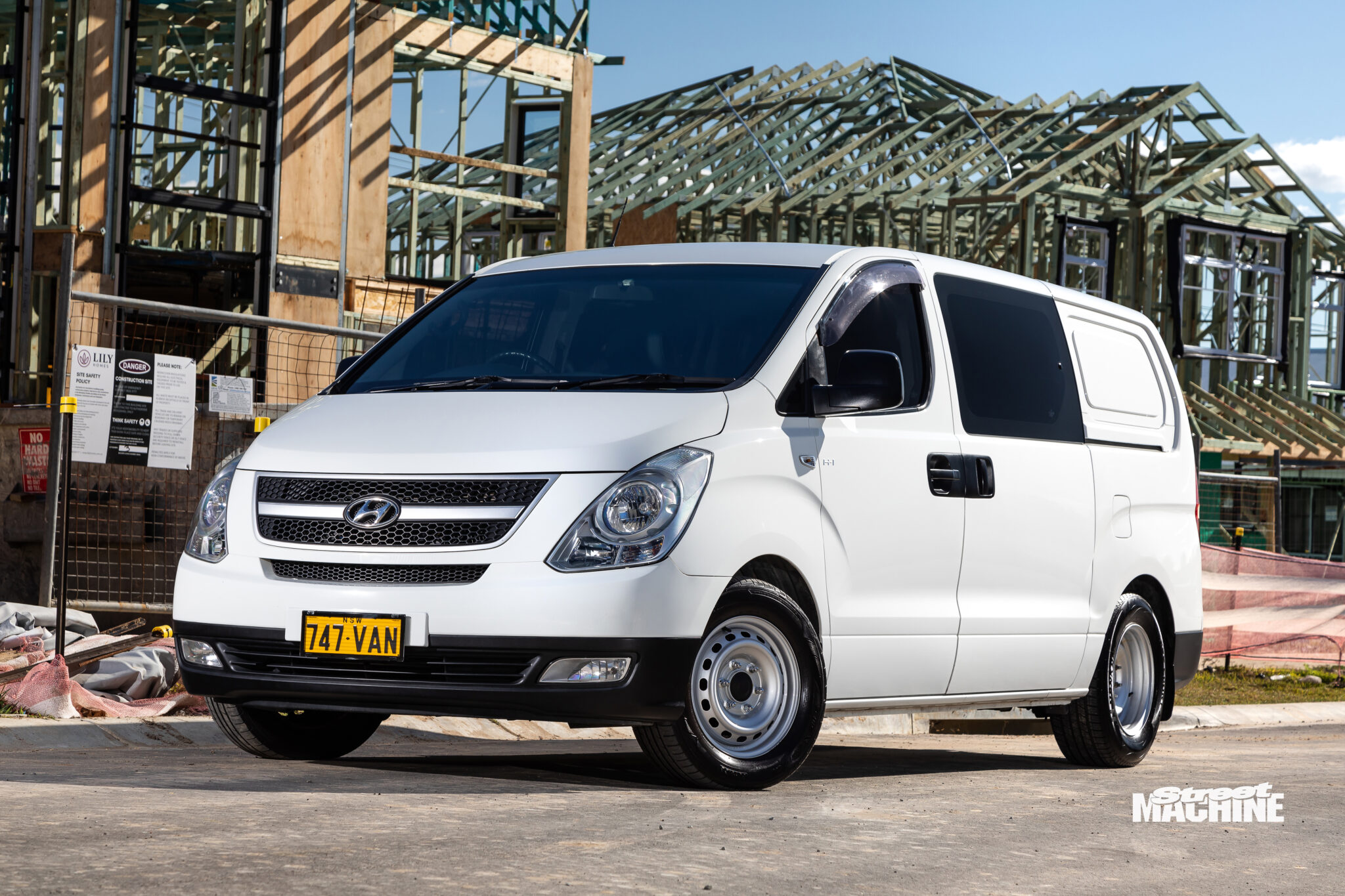 Dylan Matwijow's LS-powered Hyundai iLoad