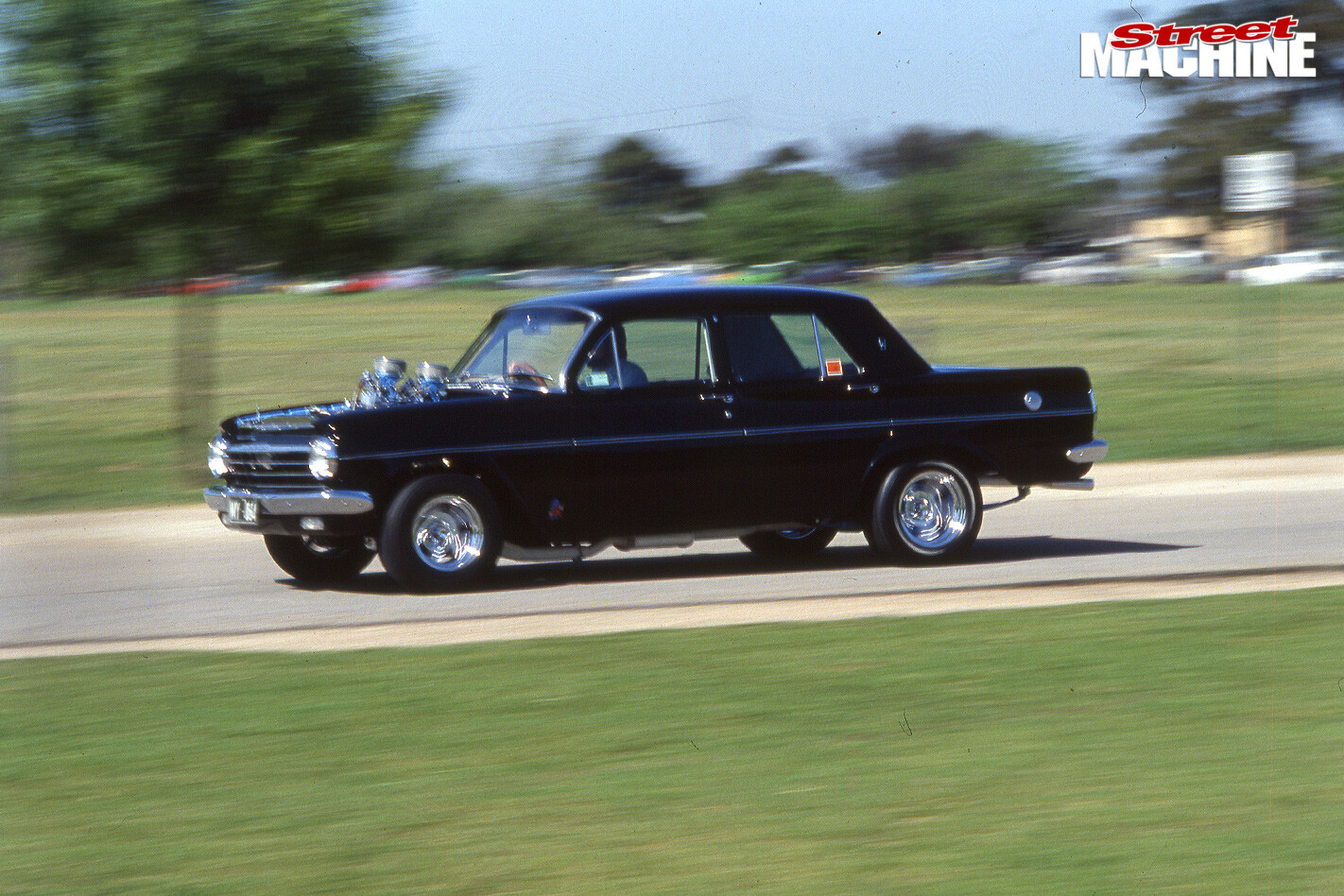 Eh -holden -motion