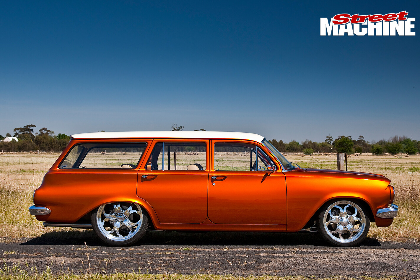 EJ-Holden -sideview