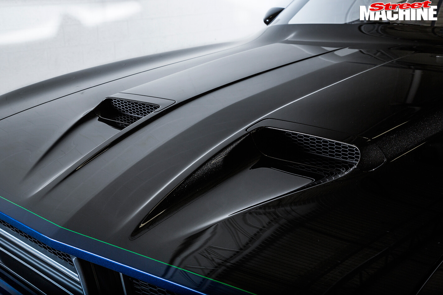 Falcon -XB-coupe -XBOSS-bonnet