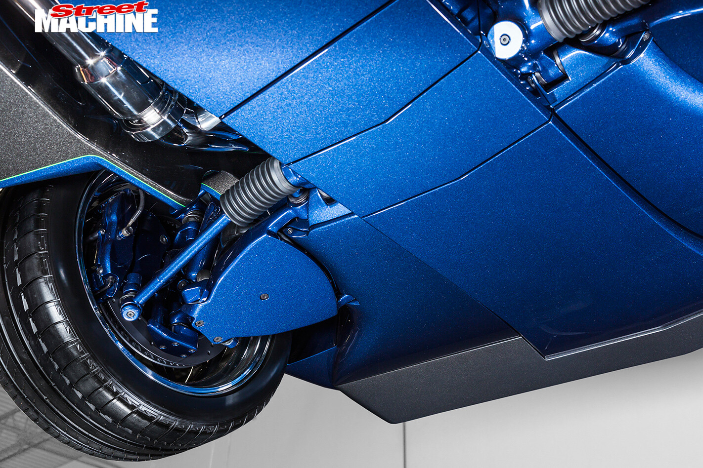 Falcon -XB-coupe -XBOSS-under -2