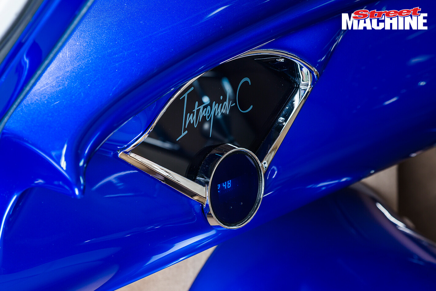 FC Holden Mal Apps Interior 2
