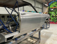 Street Machine Features Fekete XW 26