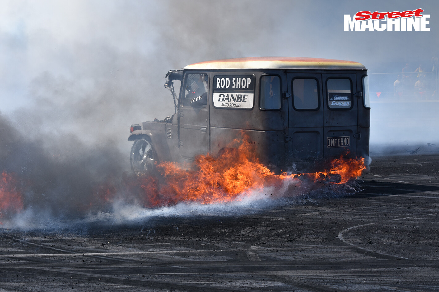 FJ40 Landcruiser INFERNO Burnout