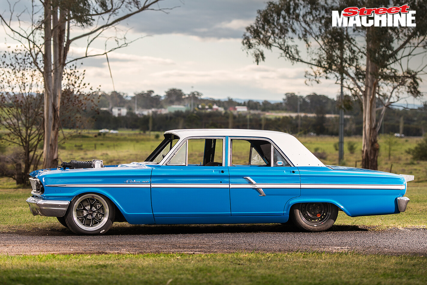 Ford Compact Fairlane V8 6