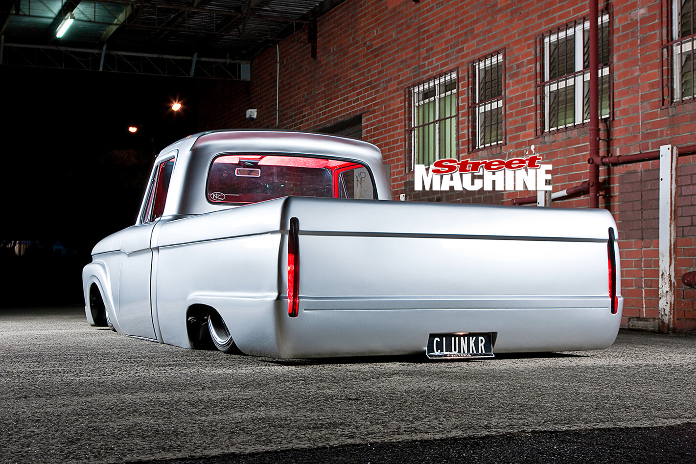 Ford -F100-rear