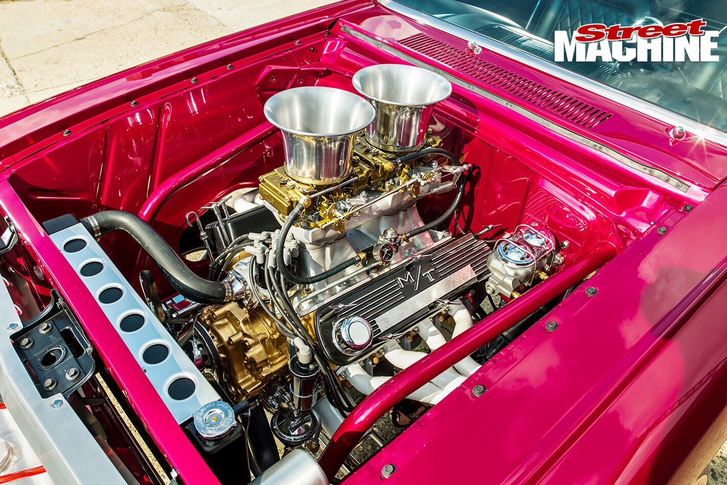 Ford -Falcon -gasser -engine -bay