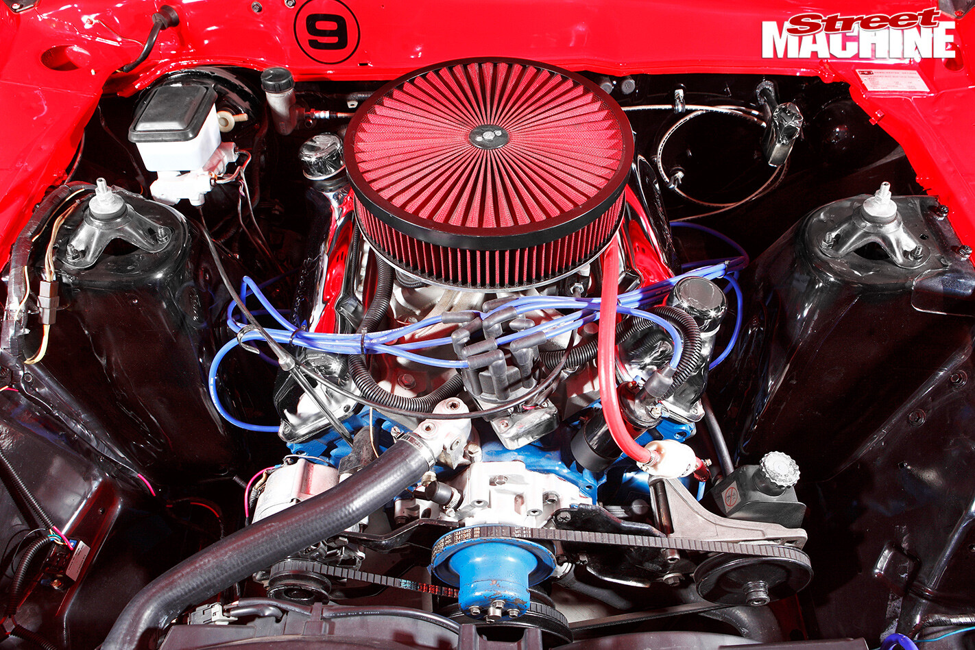 Ford -Falcon -XE-Phase -6-engine