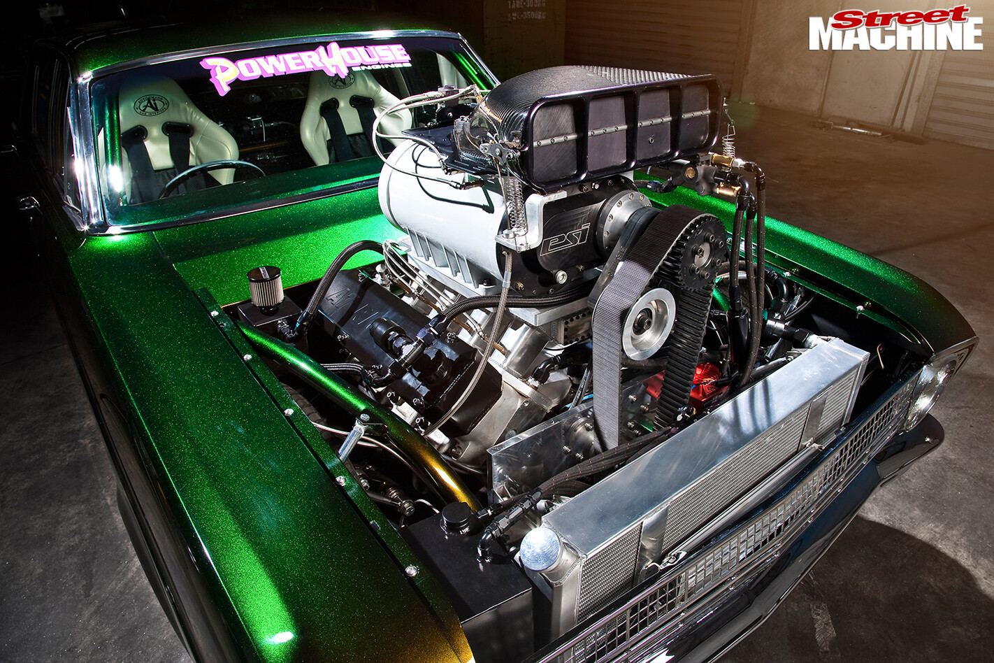 Ford -Falcon -XR-atrisk -engine