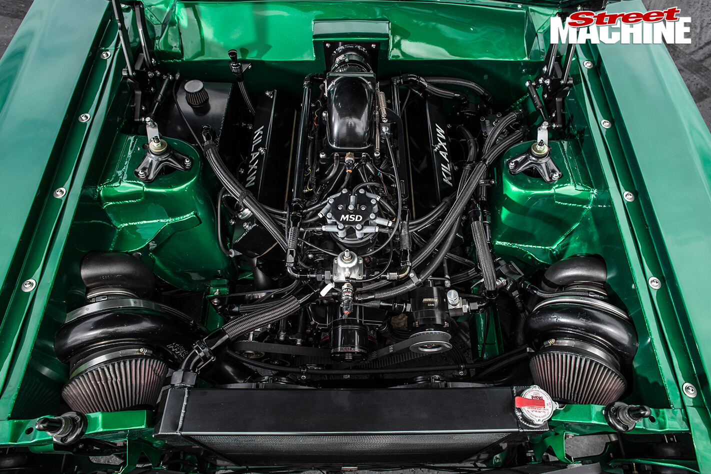 Ford -Falcon -XW-ute -engine -bay