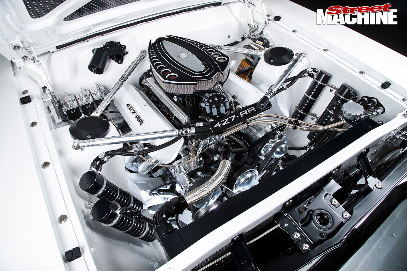 Ford -Falcon -XY-Elite -engine -bay -2