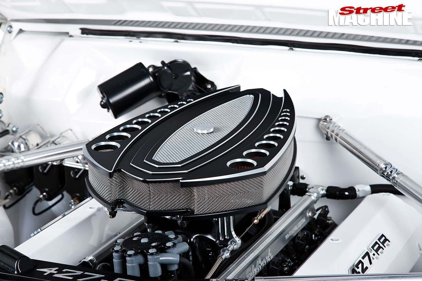 Ford -Falcon -XY-Elite -engine -detail