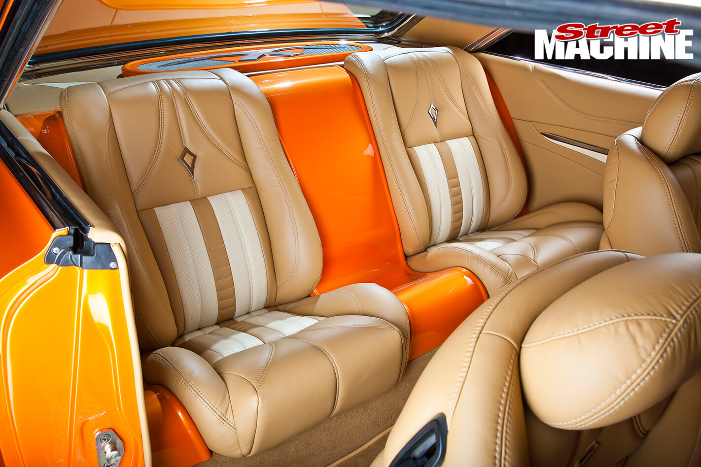 Ford -Galaxie -500-interior -rear