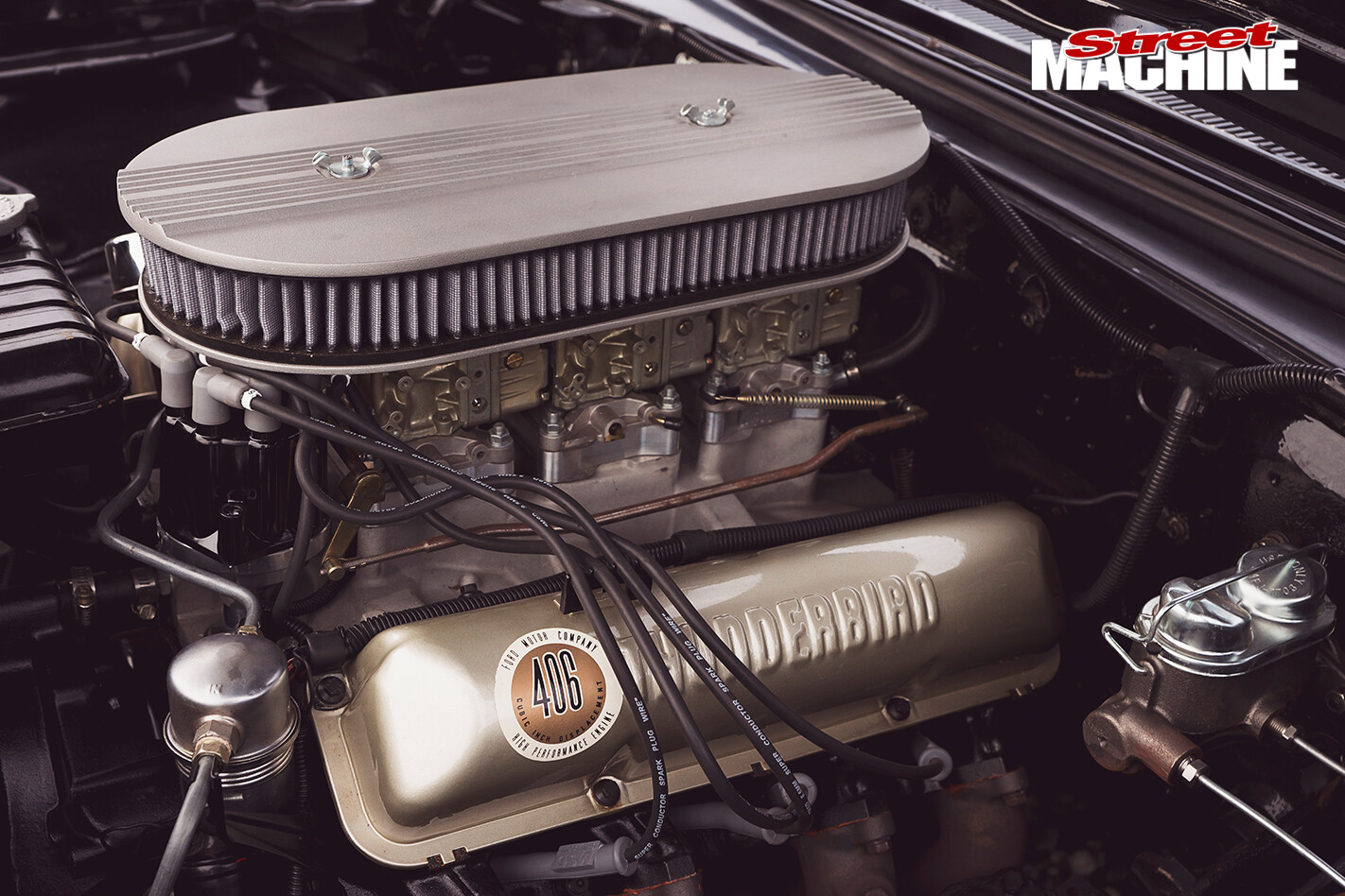 Ford -Galaxie -500XL-engine