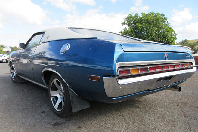Ford Landau