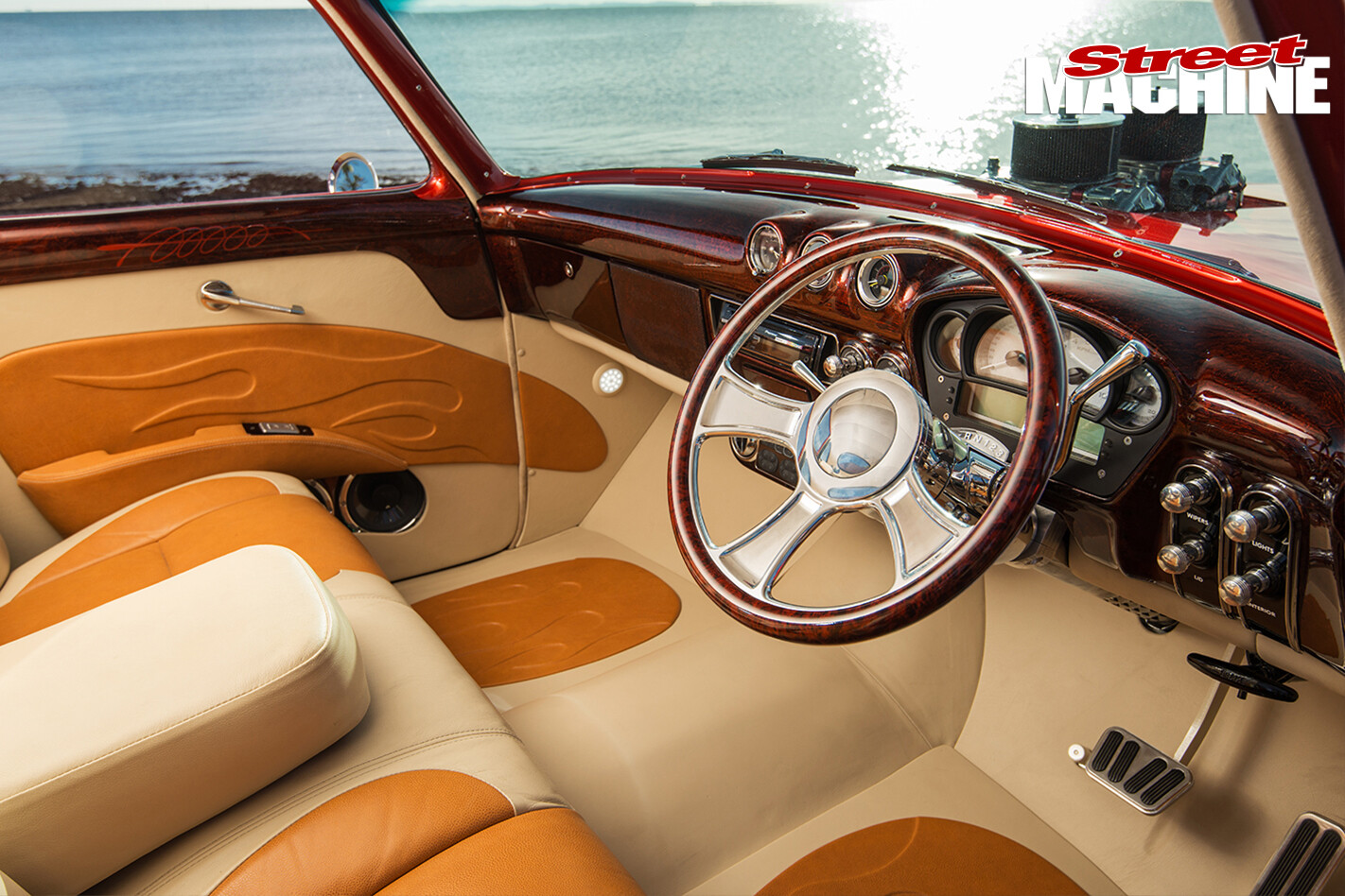 Ford -mainline -ute -old -skool -interior -1