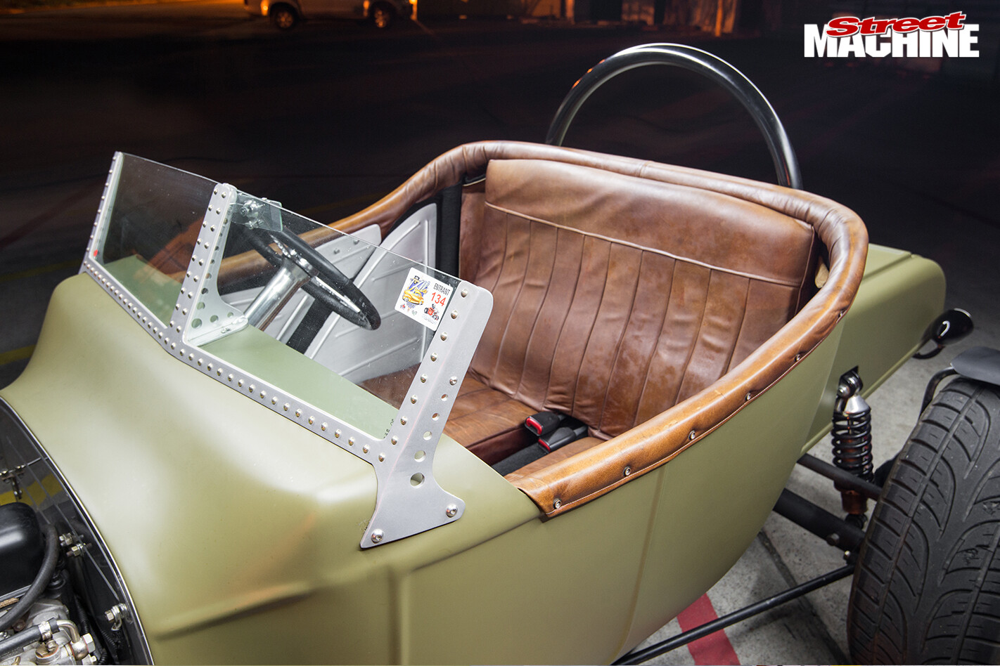 Ford -Model -T-roadster -rear -seat