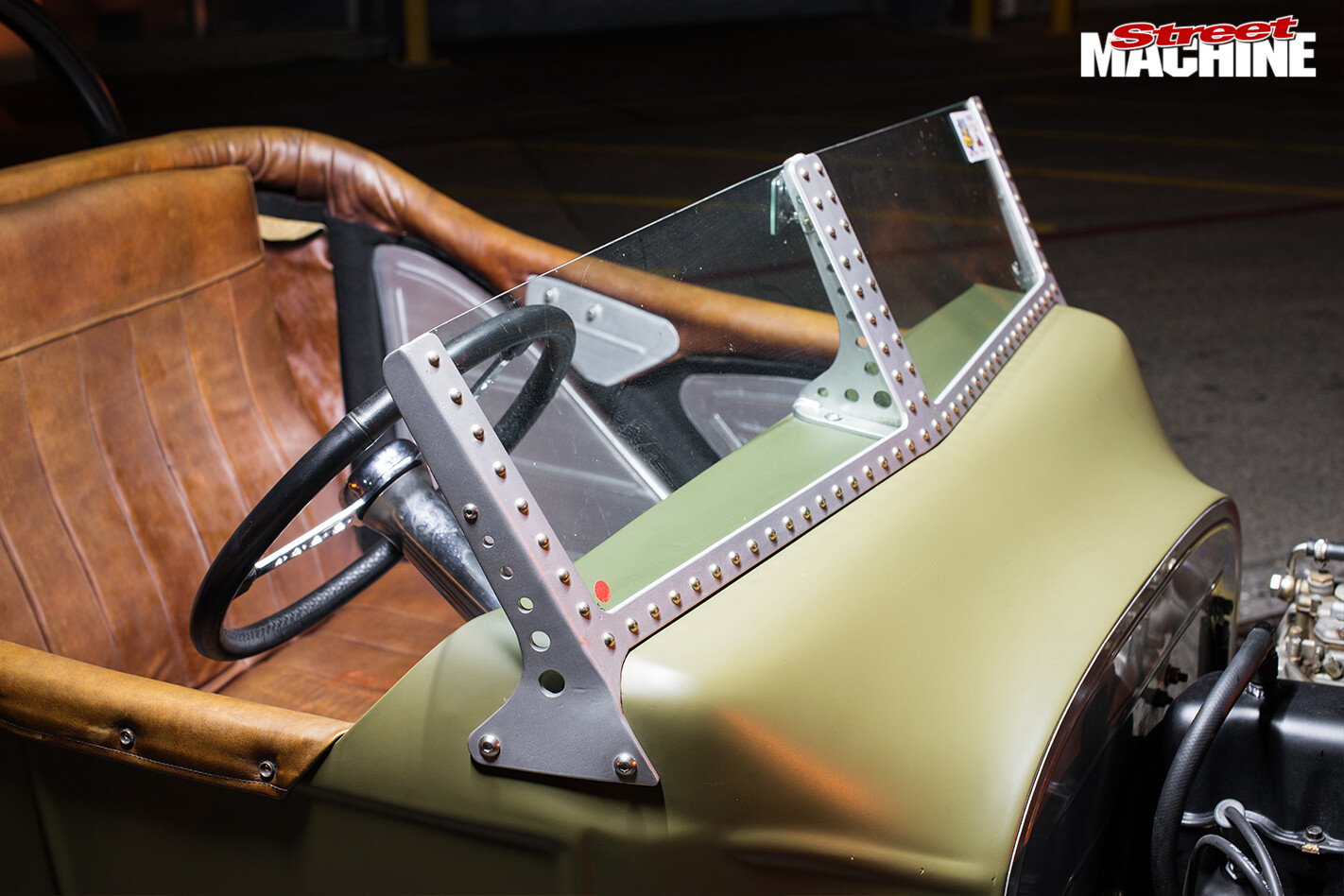Ford -Model -T-roadster -windscreen
