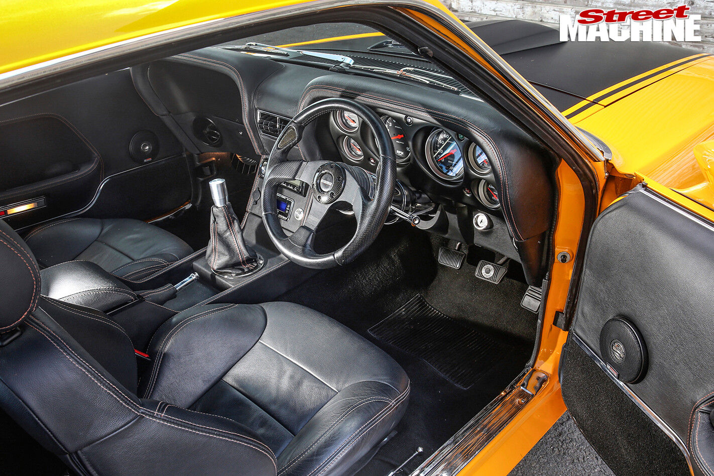Ford -Mustang -BOSS-interior