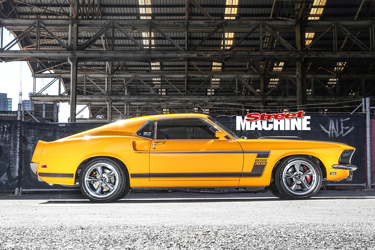 Ford -Mustang -BOSS-side -view