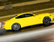 Ford Mustang drag