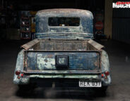 Ford pick-up rear