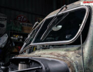 Ford pick-up windscreen