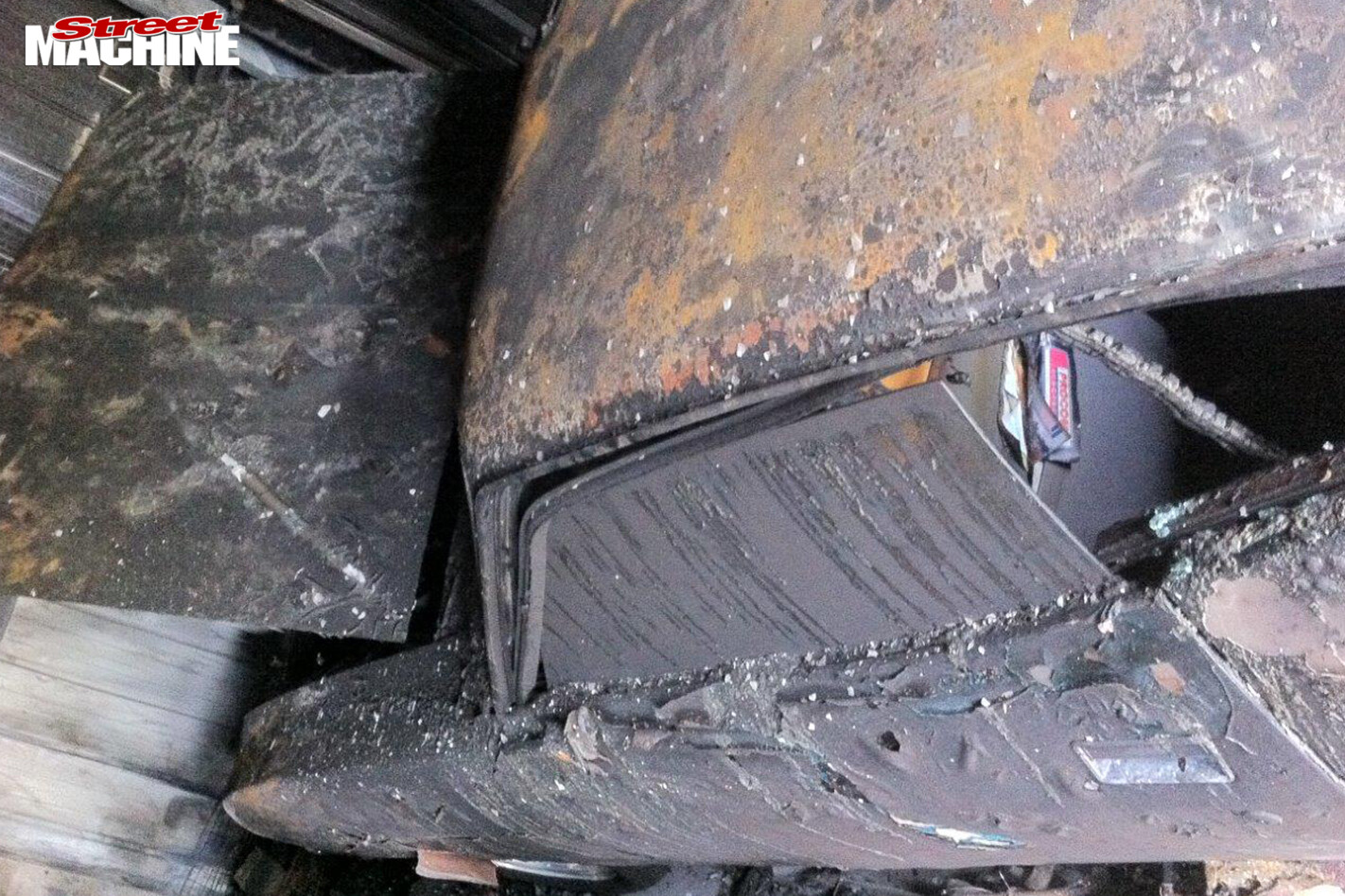 Ford -xa -falcon -side -burnt