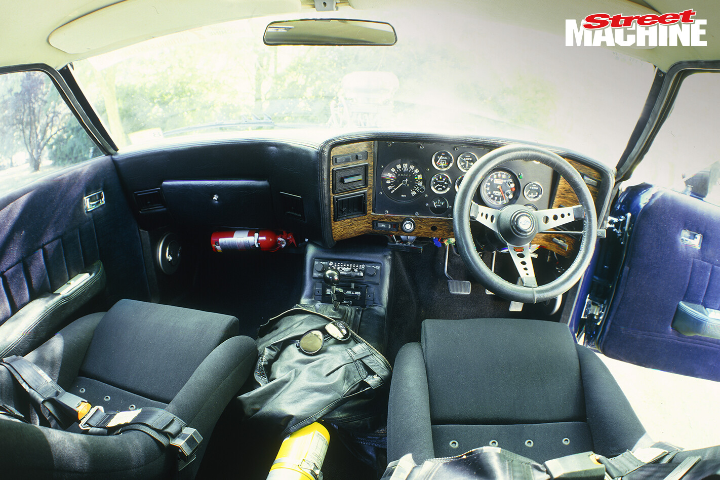 Ford XC Falcon Coupe Interior