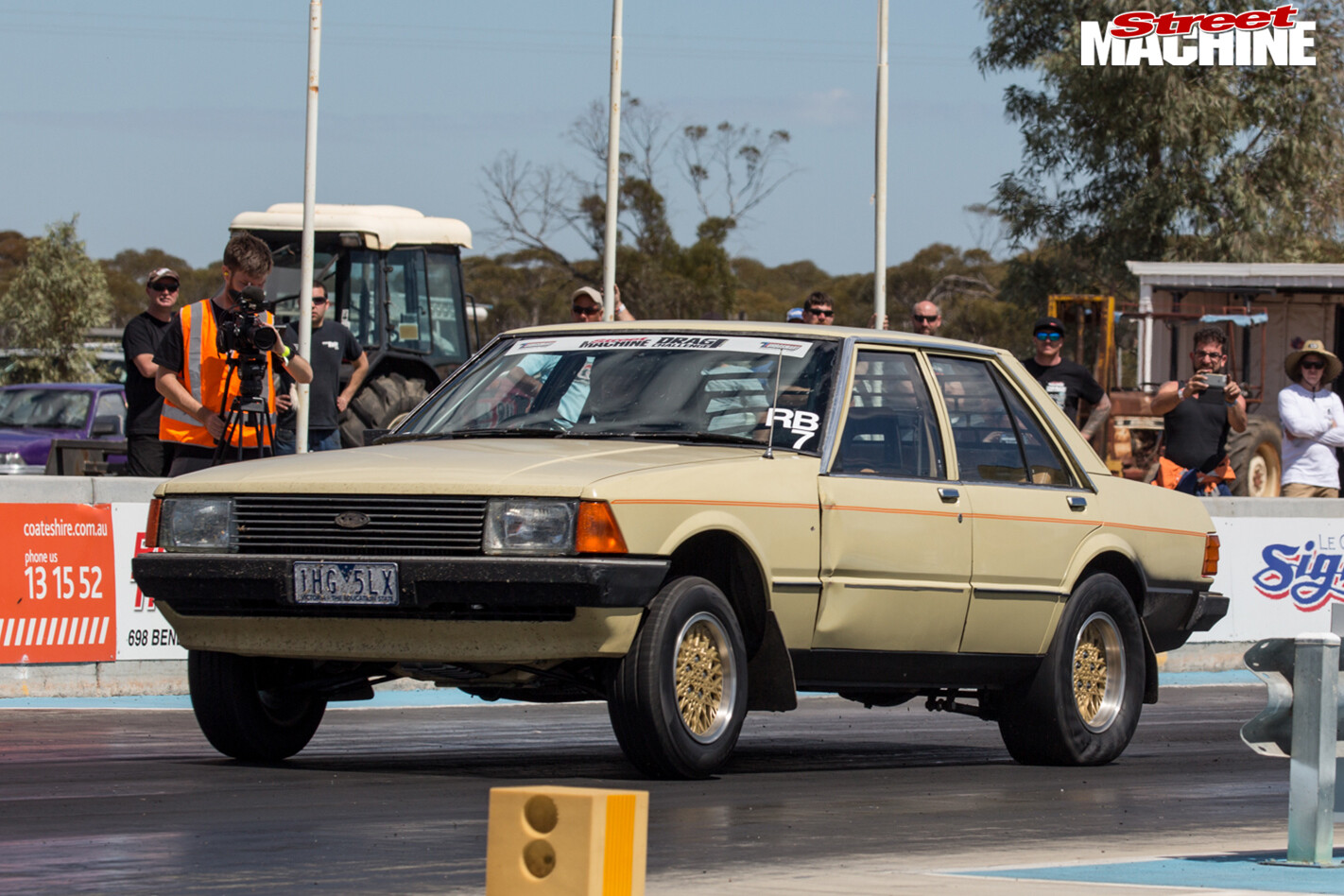 Ford -xd -falcon -drag -challenge -strip -3