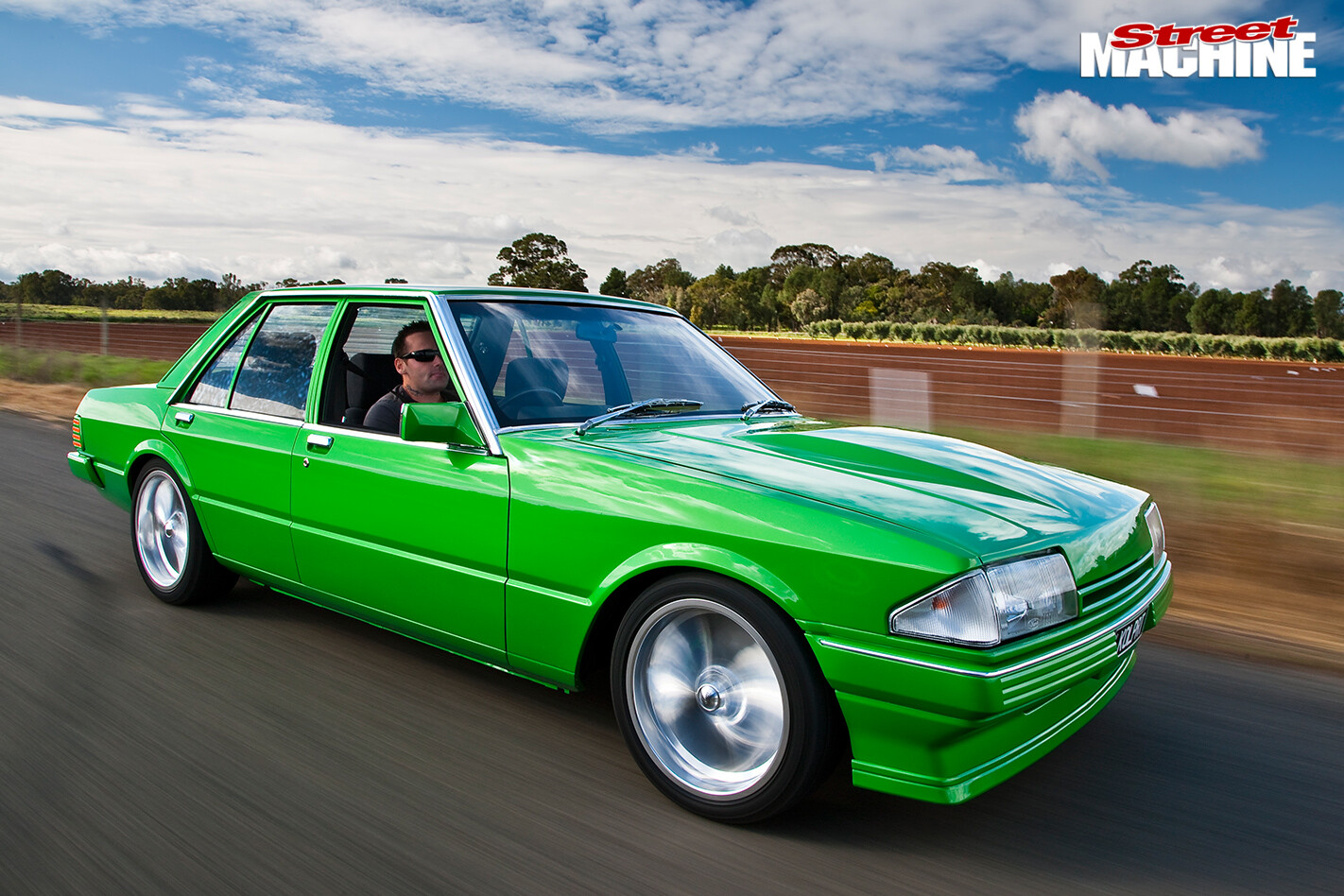 Ford -xe -falcon -onroad