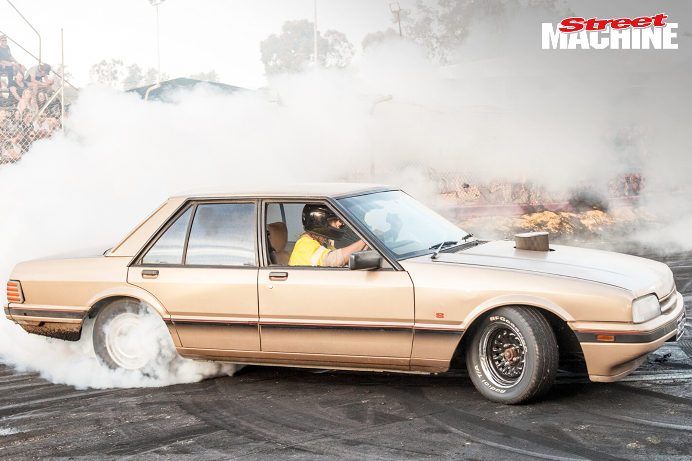 Ford XF Falcon Burnout 5839