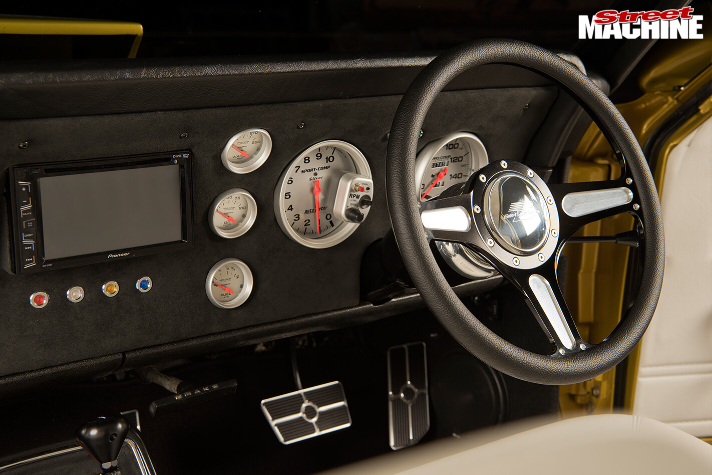 Ford -xs -falcon -dash