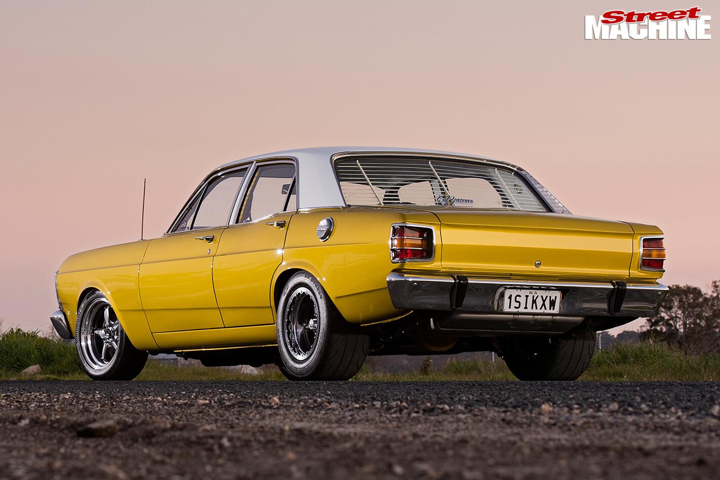 Ford -xs -falcon -rear -angle