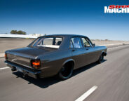 Ford -XY-Falcon -1-right -rear