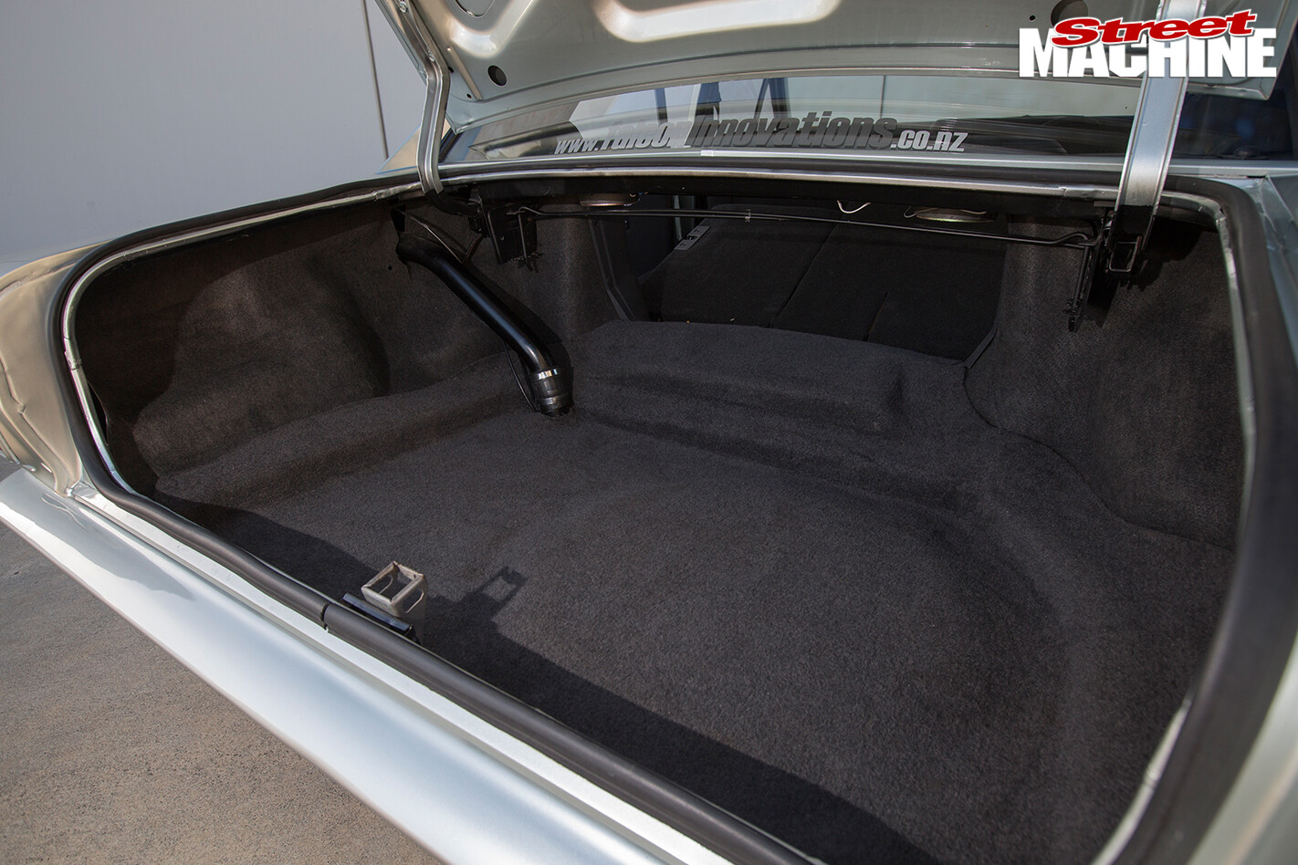 Ford -XY-Falcon -boot