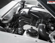Ford XY Falcon engine