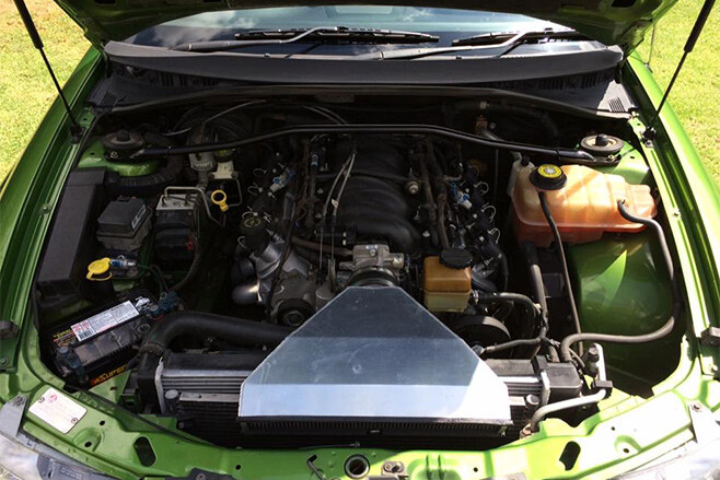 Geoffrey Jeffro Crossing Holden Gen 3 5.7L engine