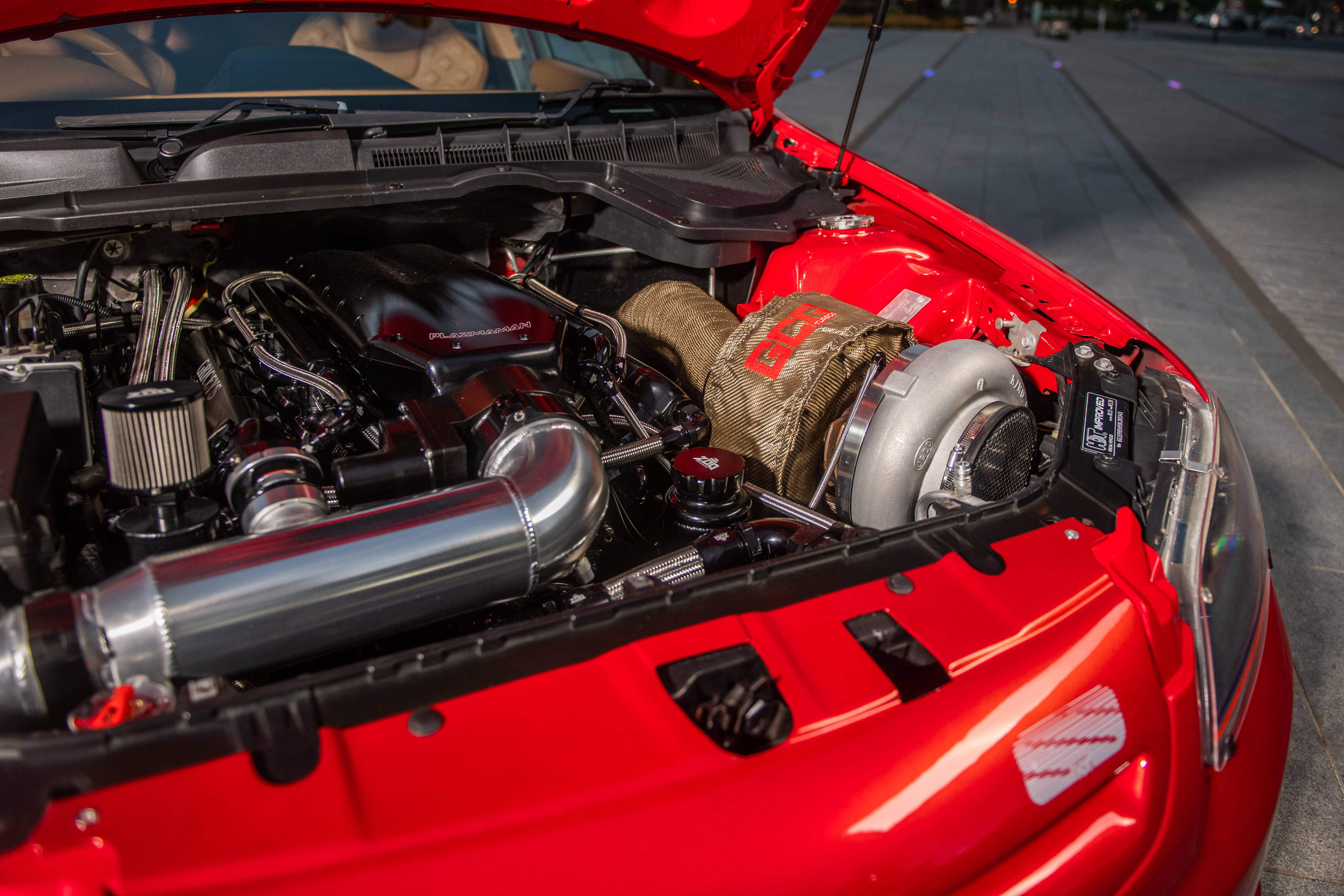 Street Machine Features Glenn John Tronc Ve Wagon Engine Bay 2
