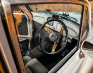 70a41401/graham coles morris minor dash jpg