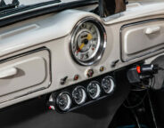 95d21471/graham coles morris minor dash 7 jpg