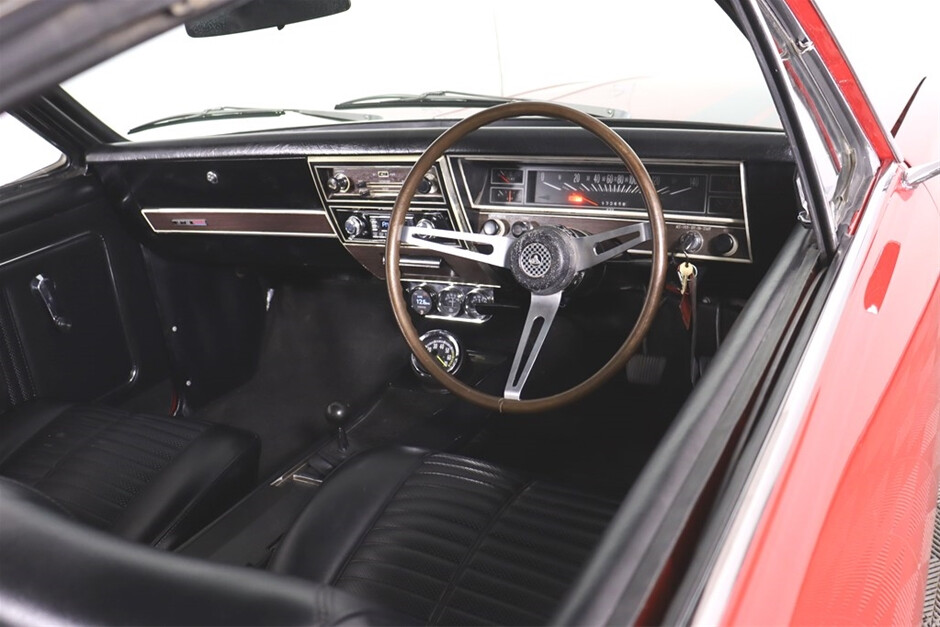 Street Machine News Grays HK Monaro NOS 2