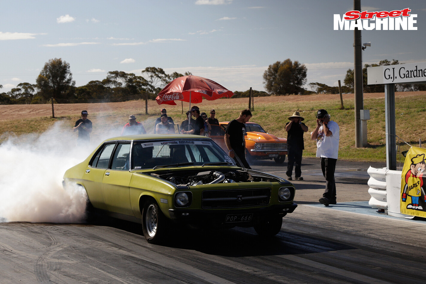HARRY HAIG HQ HOLDEN DRAG CHALLENGE