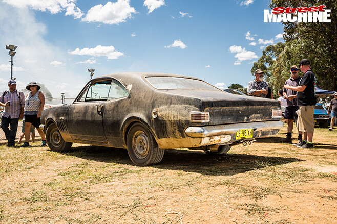 HK Holden Monaro GTS 3